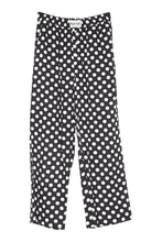 Load image into Gallery viewer, Black & White Polka Dots