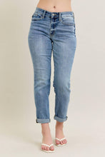 Load image into Gallery viewer, MR Bleach Wash Boyfriend