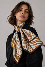 Load image into Gallery viewer, Animal Scarf