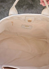 Load image into Gallery viewer, Melissa Tote Champagne