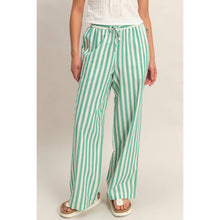 Load image into Gallery viewer, Vertical Striped