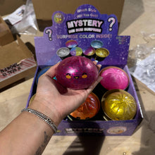 Load image into Gallery viewer, Mystery Light Up Orby
