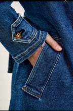 Load image into Gallery viewer, Celine Trench Coat JB

