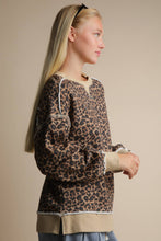 Load image into Gallery viewer, BEIGE LEO

