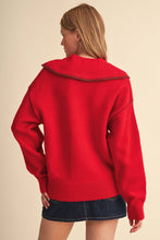 Load image into Gallery viewer, CONTRAST STITCH COLLARED
