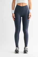Load image into Gallery viewer, Leggings: BLACK FOIL
