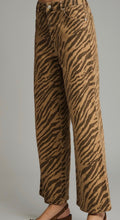 Load image into Gallery viewer, Zebra Mania
