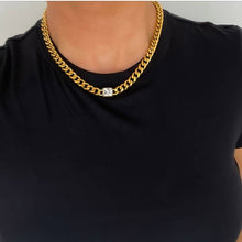 Load image into Gallery viewer, CHAIN WITH DIAMOND PENDANT NECKLACE
