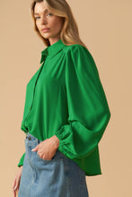 Load image into Gallery viewer, Holiday GREEN - South Main Boutique
