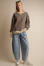 Load image into Gallery viewer, BEIGE LEO
