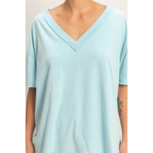 Load image into Gallery viewer, Washed V-Neck Tee BLUE
