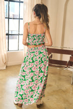 Load image into Gallery viewer, FLORAL PLUS MIDI SKIRT
