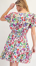 Load image into Gallery viewer, Floral Delight
