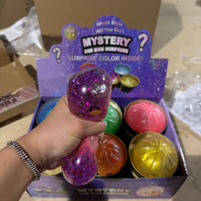 Load image into Gallery viewer, Mystery Light Up Orby
