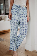 Load image into Gallery viewer, Toile Coquette Bows Pants
