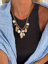 Load image into Gallery viewer, SHELL NECKLACE
