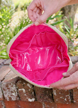 Load image into Gallery viewer, Capri Lg Pouch Champagne
