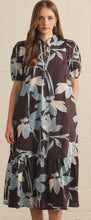Load image into Gallery viewer, Floral Midi Puff
