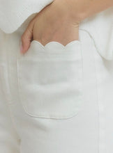 Load image into Gallery viewer, Must Have Scallops - South Main Boutique
