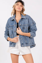 Load image into Gallery viewer, WASHED DENIM JACKET
