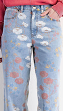 Load image into Gallery viewer, FLORAL WASHED TWILL
