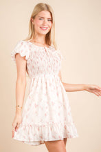 Load image into Gallery viewer, Floral Puff
