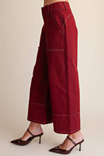 Load image into Gallery viewer, Stitch Detail Crop Burgundy

