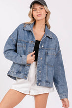 Load image into Gallery viewer, WASHED DENIM JACKET
