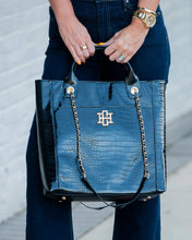 Load image into Gallery viewer, Kinzley Tote Black
