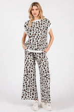 Load image into Gallery viewer, LEOPARD SCUBA
