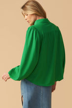 Load image into Gallery viewer, Holiday GREEN - South Main Boutique
