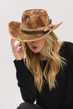Load image into Gallery viewer, Caroline 2 in 1 Rustic
