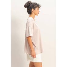 Load image into Gallery viewer, V-Neck Tee TAUPE
