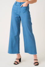Load image into Gallery viewer, 2 POCKET DETAIL WIDE LEG HIGH WAIST PANTS: DENIM / S-M-L(2-2-2) - South Main Boutique
