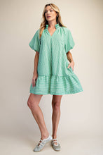 Load image into Gallery viewer, Ruffle Striped Puff
