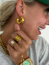 Load image into Gallery viewer, GOLD SMOOTH HOOPS
