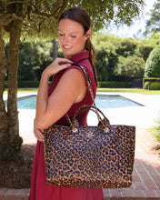 Load image into Gallery viewer, Missy Tote Spotted
