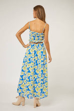 Load image into Gallery viewer, FLORAL PLUS MIDI SKIRT
