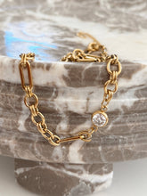 Load image into Gallery viewer, MELISSA NECKLACE
