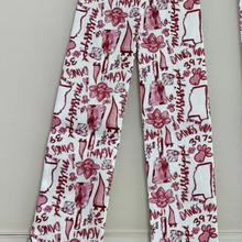 Load image into Gallery viewer, Starkville Tailgate Scarf
