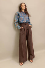 Load image into Gallery viewer, CHAMBRAY

