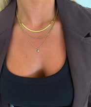 Load image into Gallery viewer, MILEY NECKLACE

